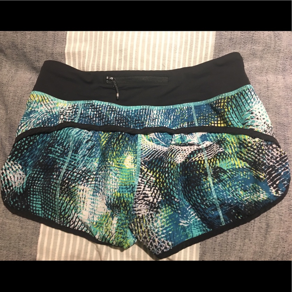 Lululemon run shorts - size 4